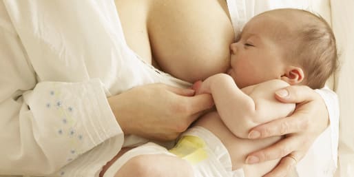 postpartum-breastfeeding
